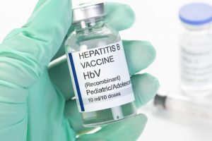 Трехдозовая схема вакцинации против гепатита В защищает людей с ВИЧ